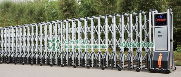 經典新款鐘阜門